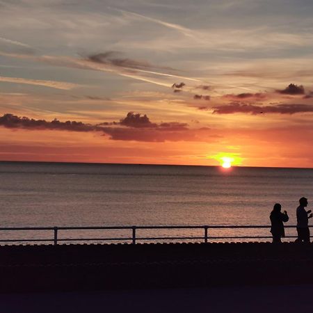 Lovely Seafront 2 Bed Flat In Aberystwyth Exterior photo