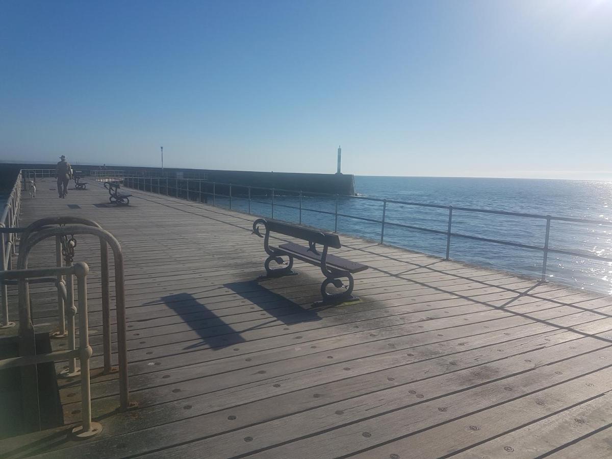 Lovely Seafront 2 Bed Flat In Aberystwyth Exterior photo
